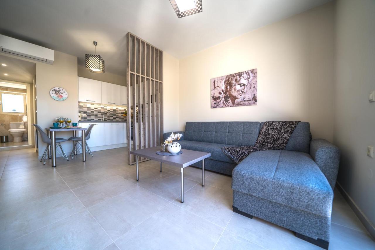 Alma City Center Apartment'S Heraklion  Exterior photo